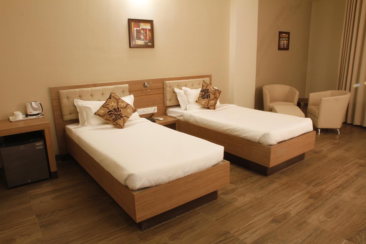 Hotel Genista Inn Ranchi Zewnętrze zdjęcie