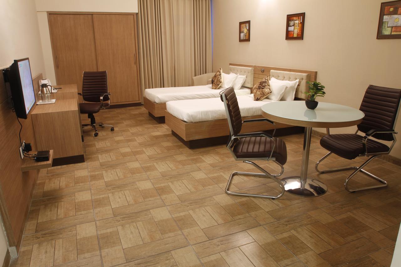 Hotel Genista Inn Ranchi Zewnętrze zdjęcie