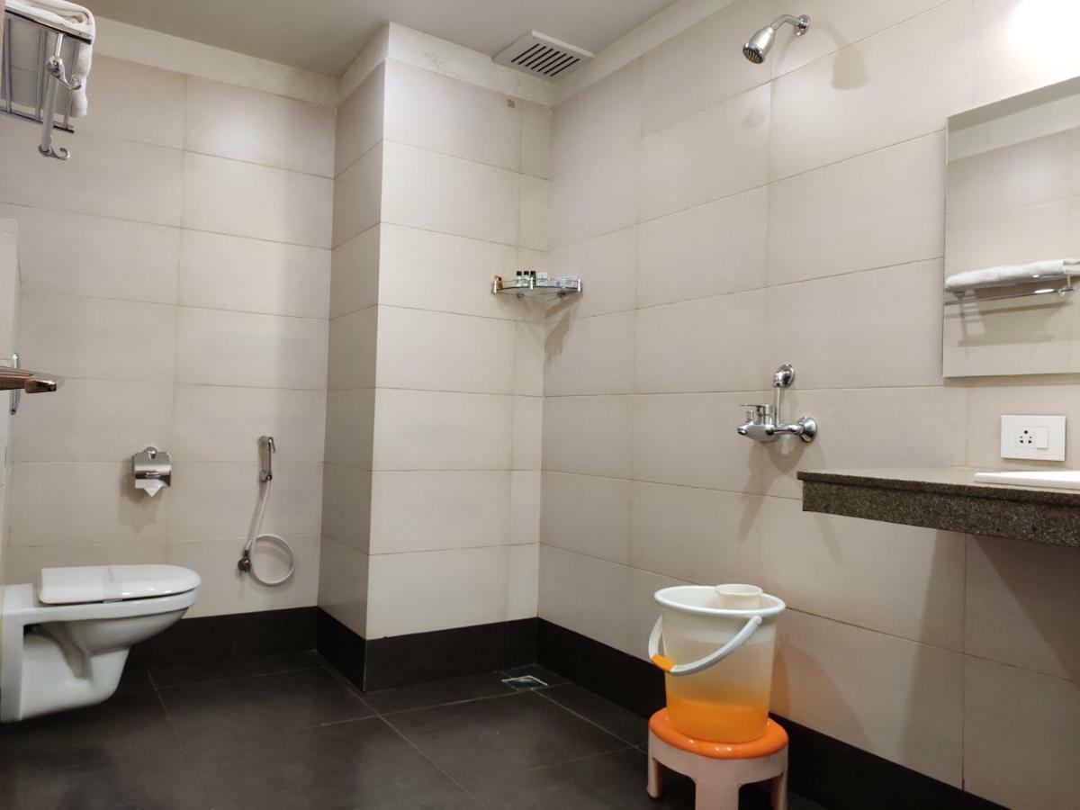 Hotel Genista Inn Ranchi Zewnętrze zdjęcie